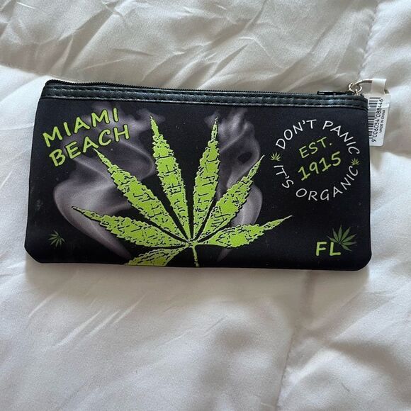 Handbags - ‼️🆕 MIAMI BEACH • wallet